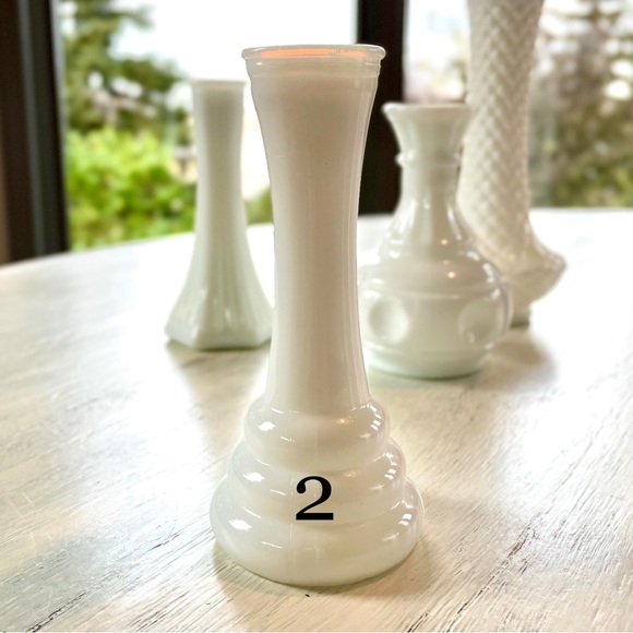 Set of 5 Vintage Milk glass Vases - Picture 3 of 6